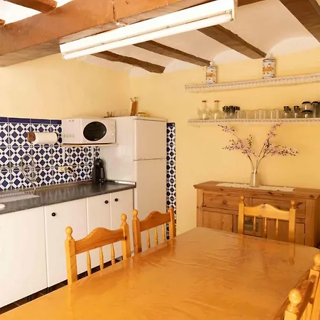 Mas De Bondia - Casa Herrero Holiday home *